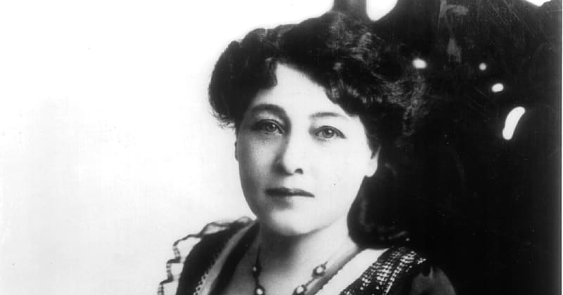 Archival black-and-white portrait of Alice Guy-Blaché, cropped for the article. Credit: Apeda Studio New York / Collection Solax, via Wikimedia Commons, marked public domain.